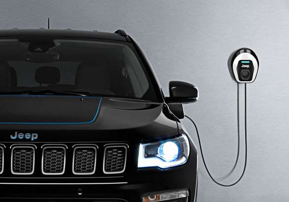 Jeep начал принимать заказы на гибридные Renegade и Compass