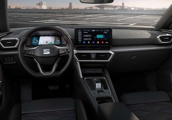 Seat представил Leon нового поколения