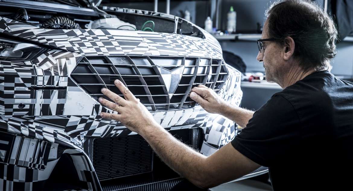 Гоночный Seat Leon получит детали, отпечатанные на 3D-принтере