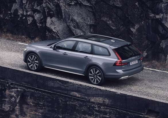 Volvo обновила модели S90 и V90
