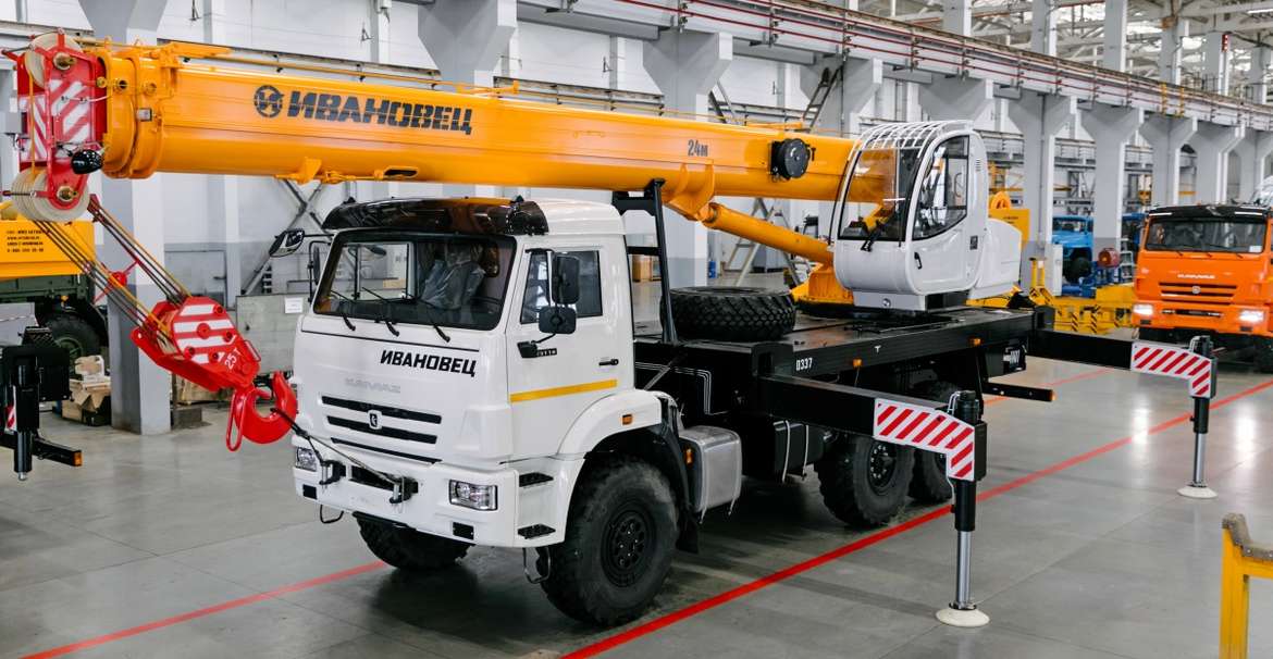 ИМЗ «Автокран» выпустил краны КС-25 нового поколения