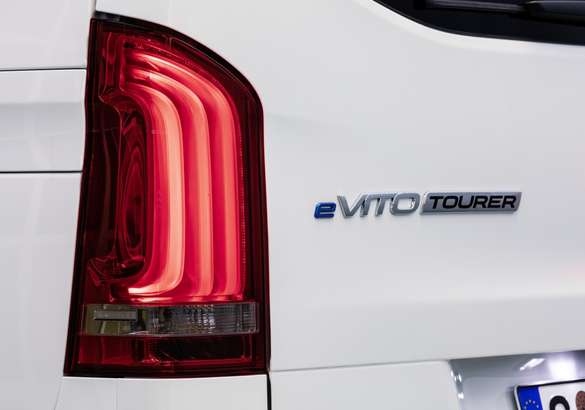 Mercedes показал обновленный Vito и eVito Tourer