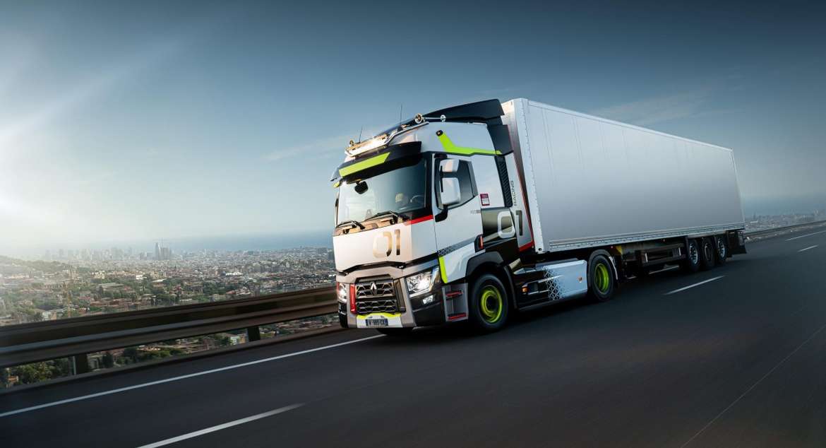 Renault Trucks представил грузовик с пробегом в новой спецверсии