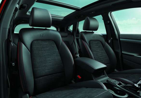 Hyundai привез в Россию спортивную версию кроссовера Tucson