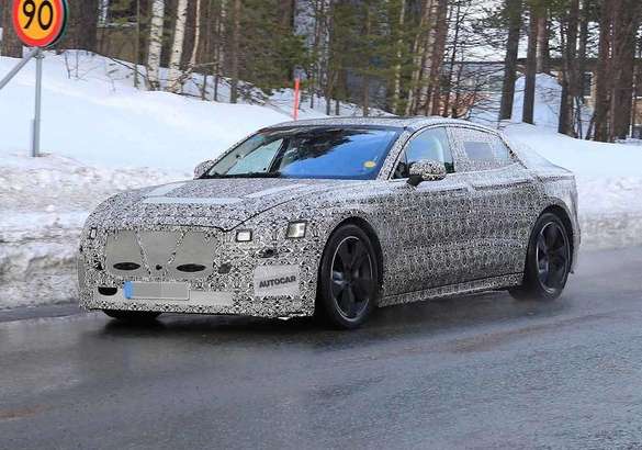 Электрический Jaguar XJ попался фотошпионам