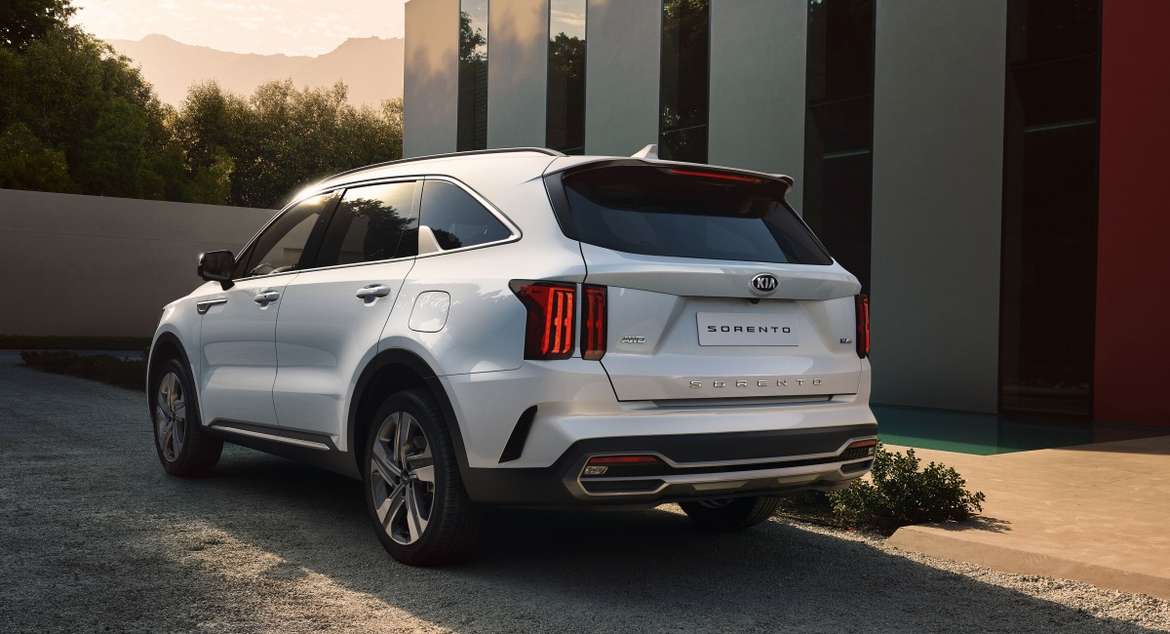 Kia полностью рассекретила новый Sorento