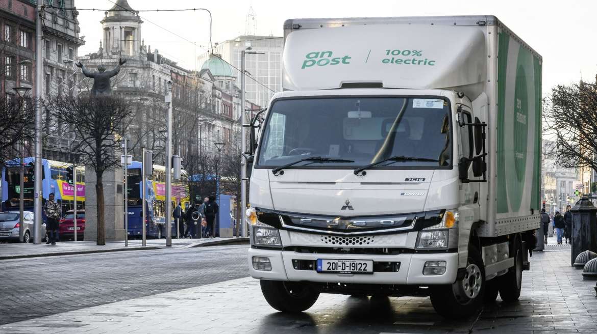Новый Fuso eCanter начал доставлять почту в Дублине