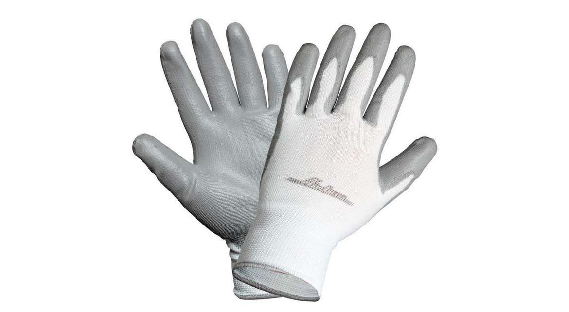 Товары первой необходимости в самоизоляции