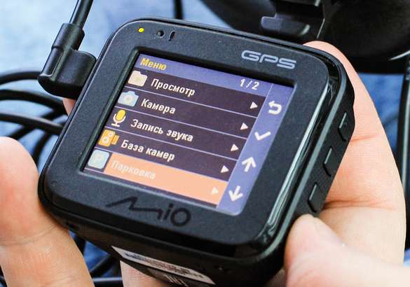 Тест видеорегистраторов с GPS-информатором Navitel R600 GPS, Artway MD-105, Inspector Tornado, Mio MiVue C550, Parkprofi EVO 9000, Neoline G-Tech X74