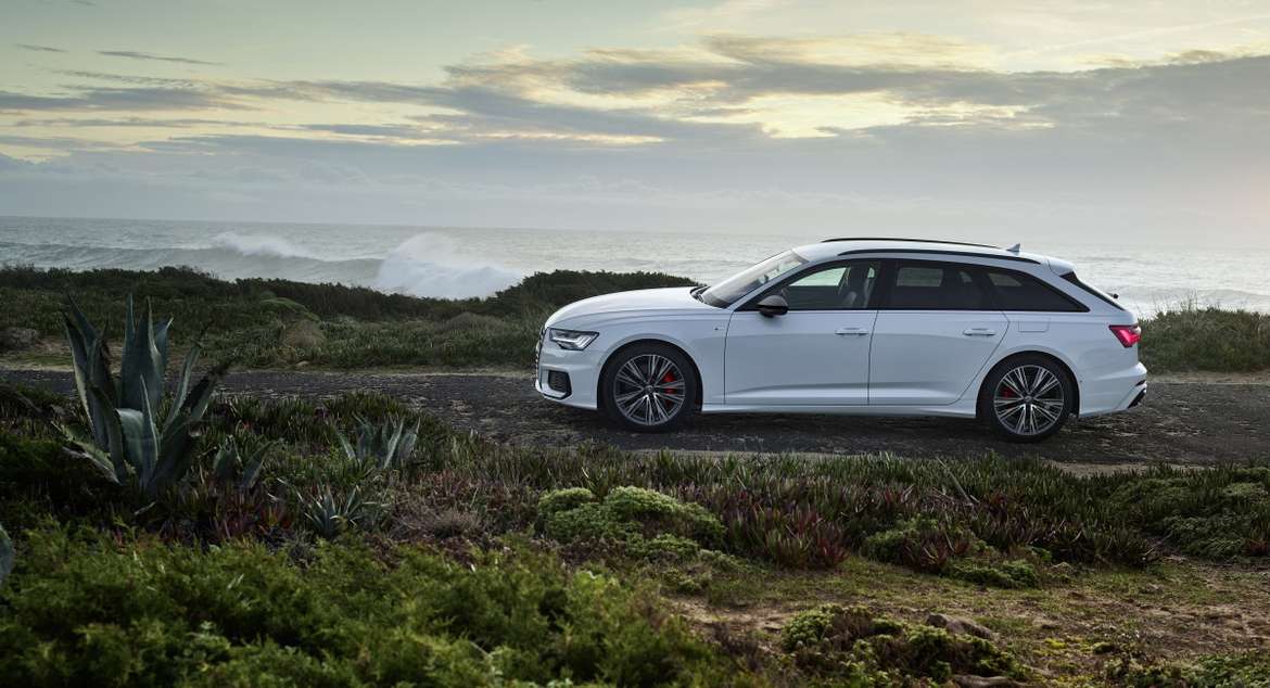 Универсал Audi A6 стал подключаемым гибридом