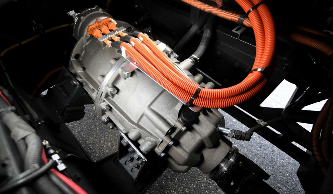 Электропривод ZF CeTrax пойдет в серию