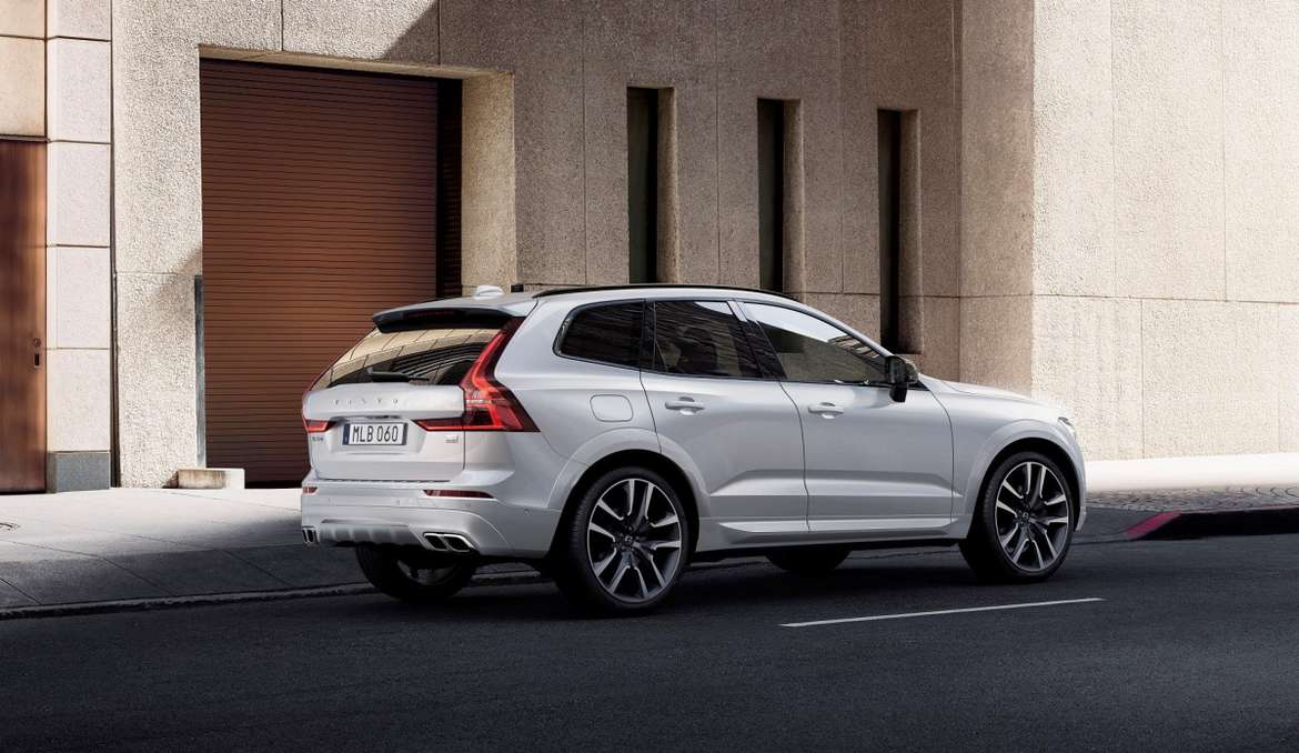 Volvo представила в России бренд Recharge