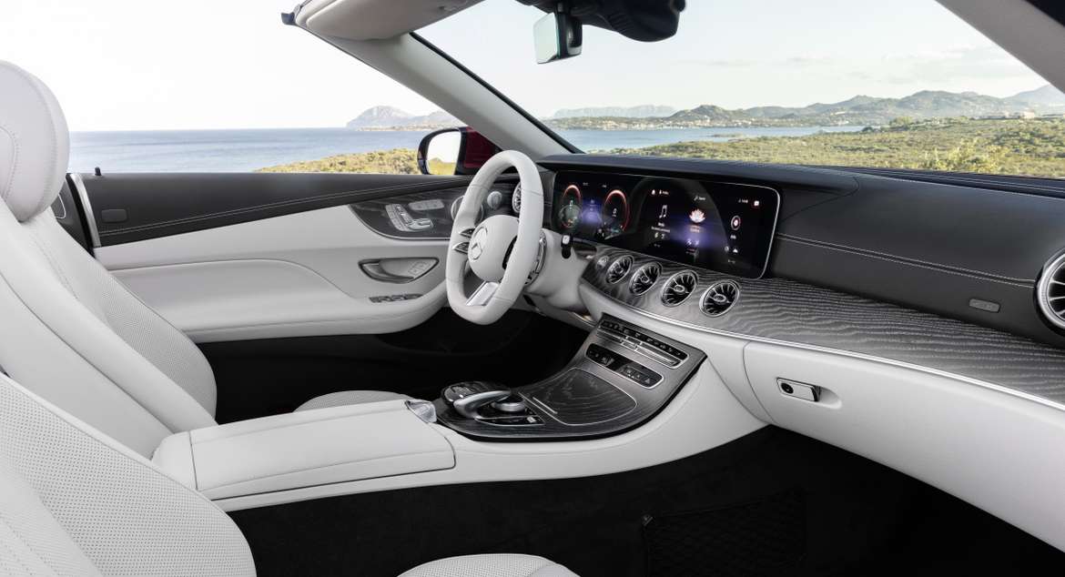 Mercedes обновил купе и кабриолет E-Class