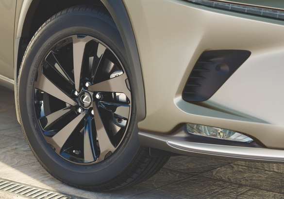 Полноприводный Lexus NX получил новую спецверсию