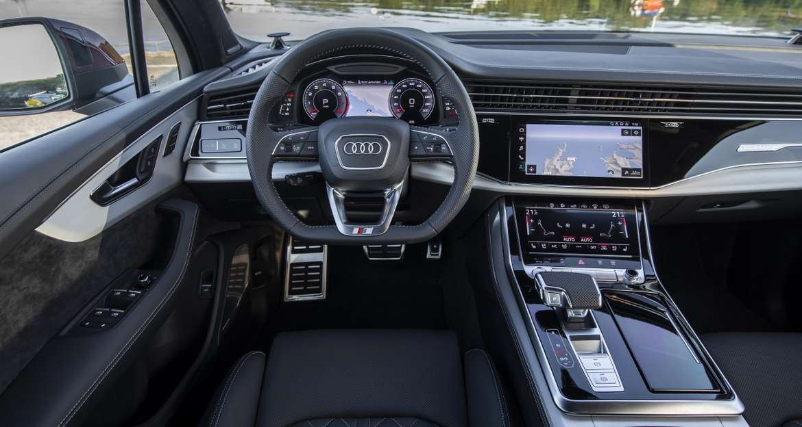 Новый Audi Q7 доехал до России