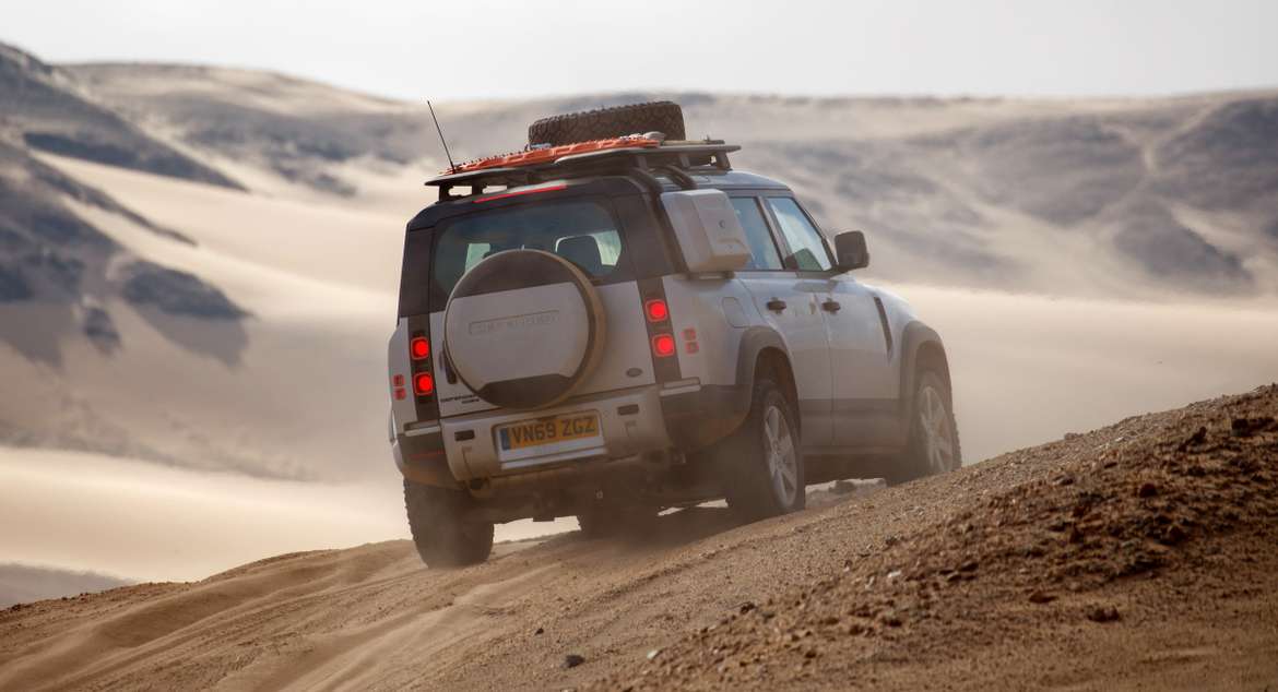 Новый Land Rover Defender доступен для заказа в России