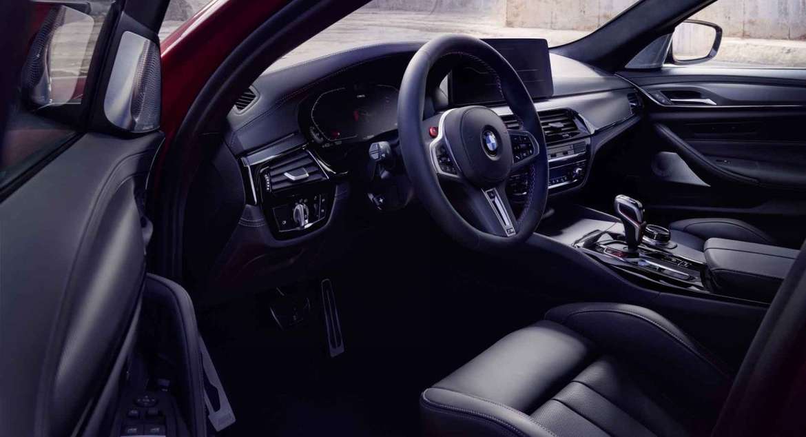 BMW представил обновленный M5