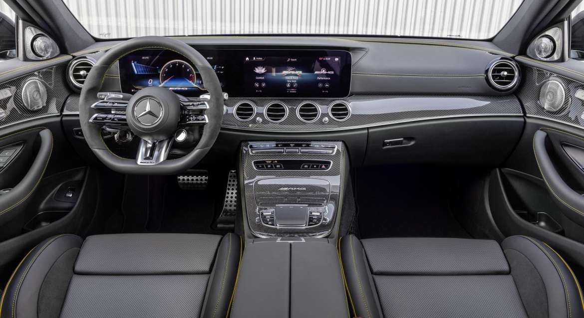 Mercedes обновил топовые AMG-версии седана и универсала E-Class