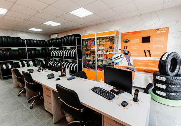 Vianor и FIT Service открыли первую в России совместную станцию