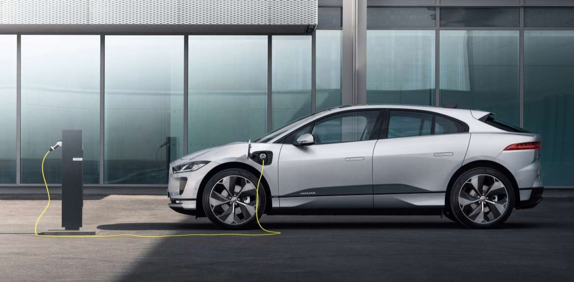 Jaguar обновил I-Pace