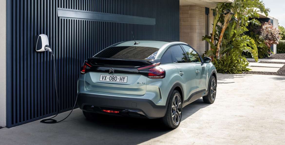 Citroen представил новые C4 и e-C4