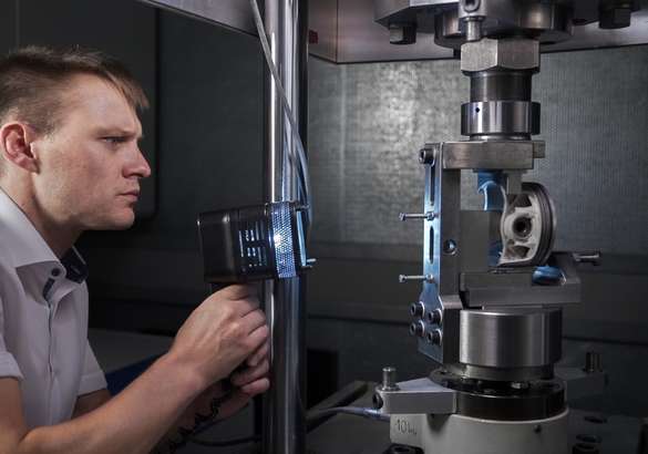 Mahle напечатала на 3D-принтере поршни для суперкара Porsche
