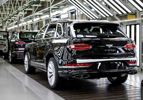 Новый Bentley Bentayga встал на конвейер