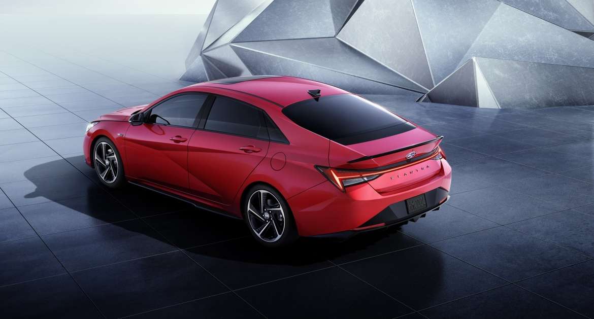 Hyundai показал новую Elantra N Line