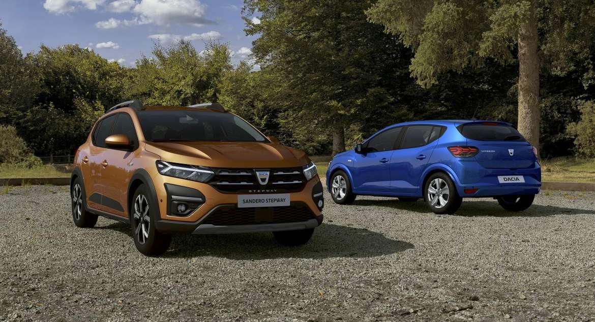 Группа Renault анонсировала премьеру новых Logan и Sandero