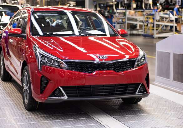 Обновленный Kia Rio встал на конвейер в Петербурге