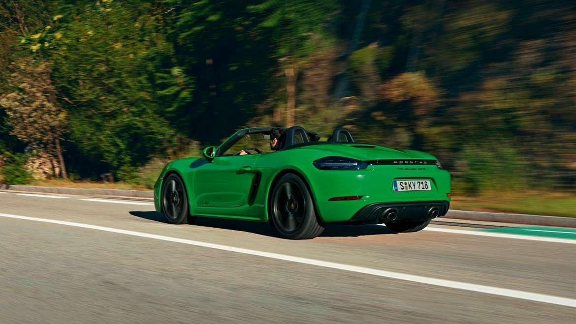 Флагманские модели Porsche семейства 718 получили «робот» PDK