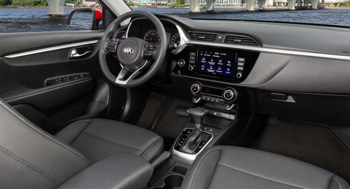 Kia оценила в рублях обновленный седан Rio