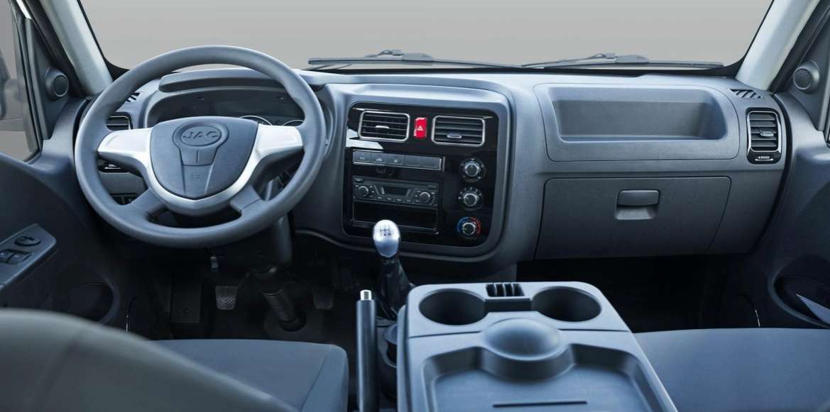 JAC сертифицировал в России новый легкий грузовик