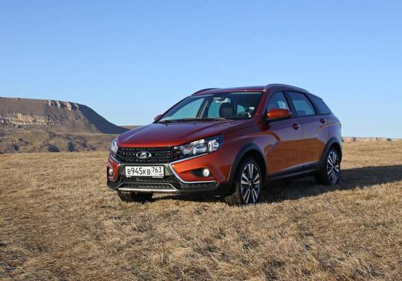 Семейству Lada Vesta исполнилось пять лет