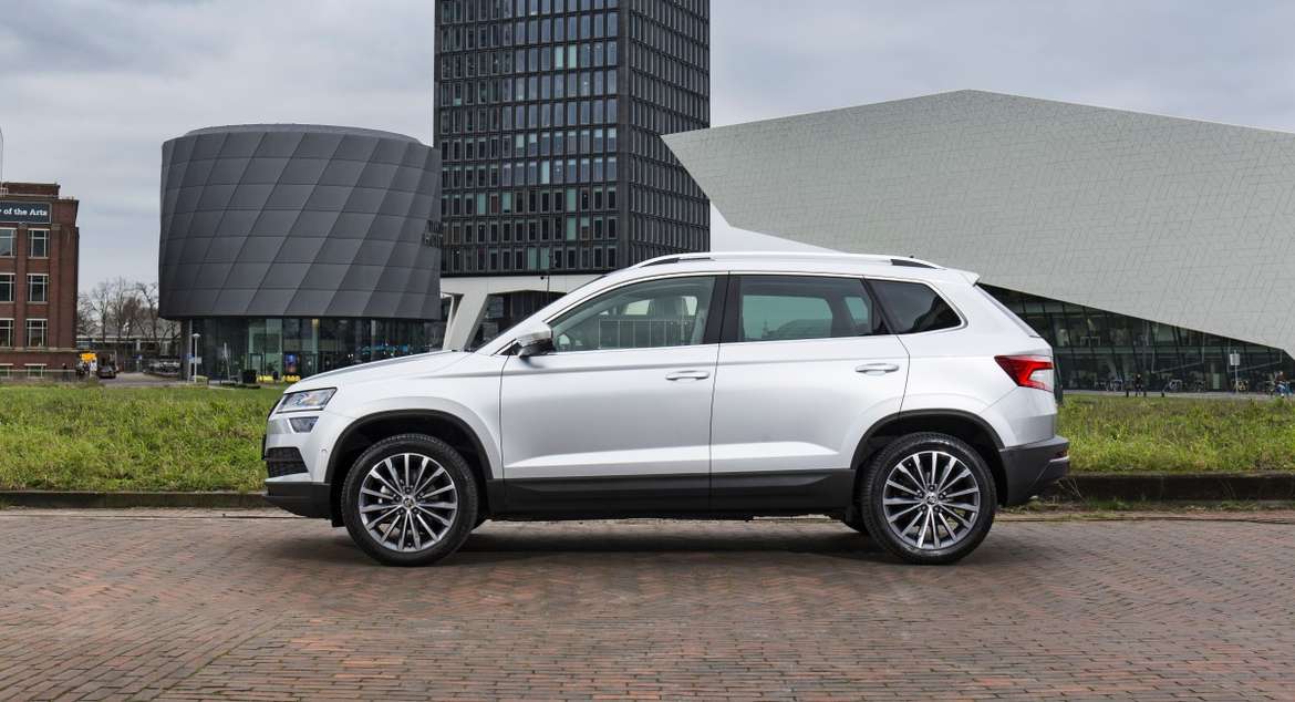 Skoda Karoq с 1,6-литровым двигателем получил рублевый ценник