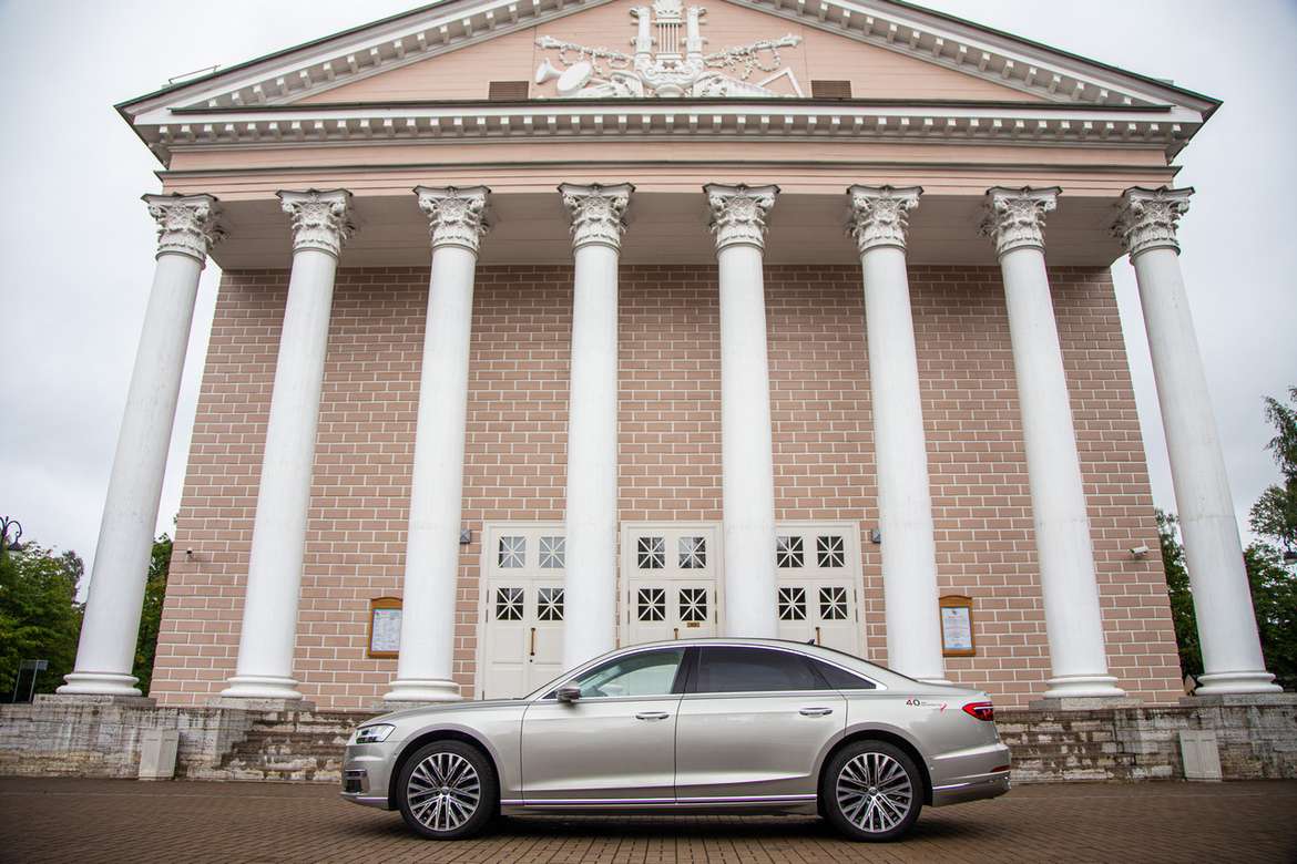 Две недели в роли владельца Audi A8 L Exclusive: каково это — ездить на машине за 13 миллионов