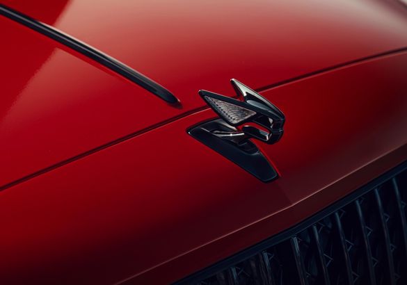 Новый Bentley Flying Spur получил мотор V8