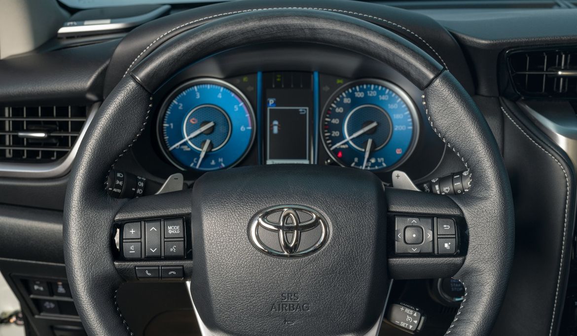 Обновленный Toyota Fortuner с новым дизелем «доехал» до России