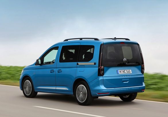 Volkswagen назвал сроки начала продаж нового Caddy