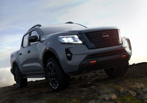 Nissan обновил пикап Navara