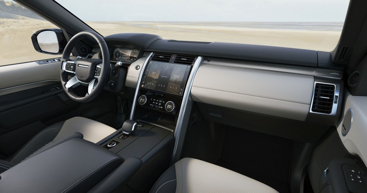 Land Rover показал обновленный Discovery V