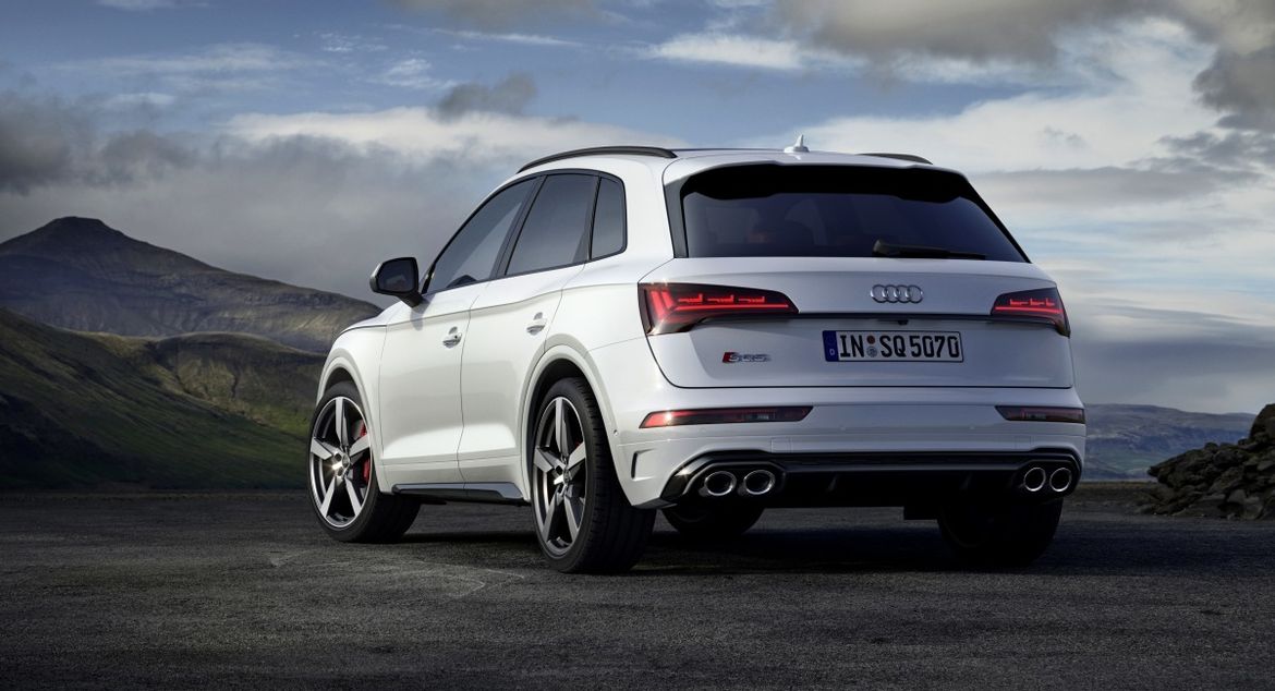Audi SQ5 TDI обновился и получил модернизированный двигатель