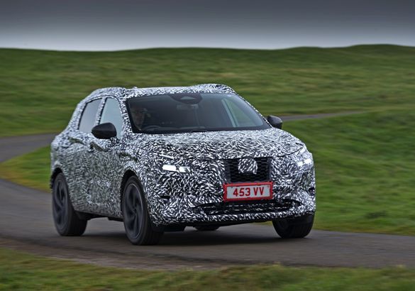 Nissan показал тизер нового Qashqai