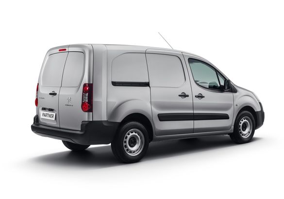 Калужский Peugeot Partner доступен для заказа в России