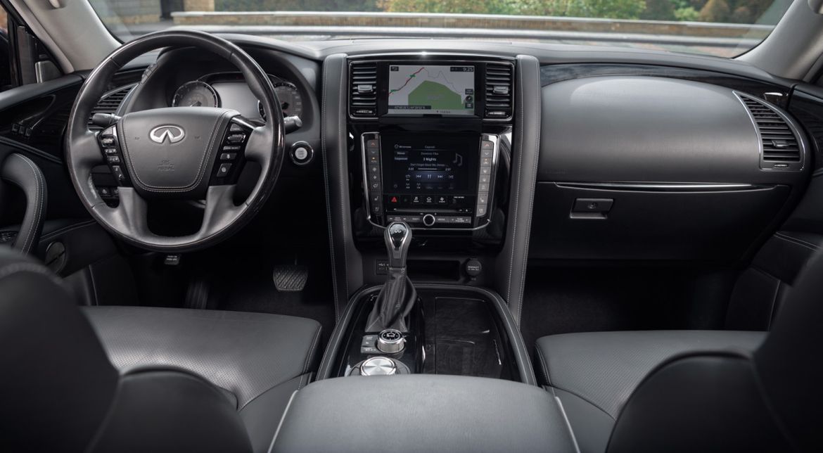 Обновленный Infiniti QX80 «доехал» до России