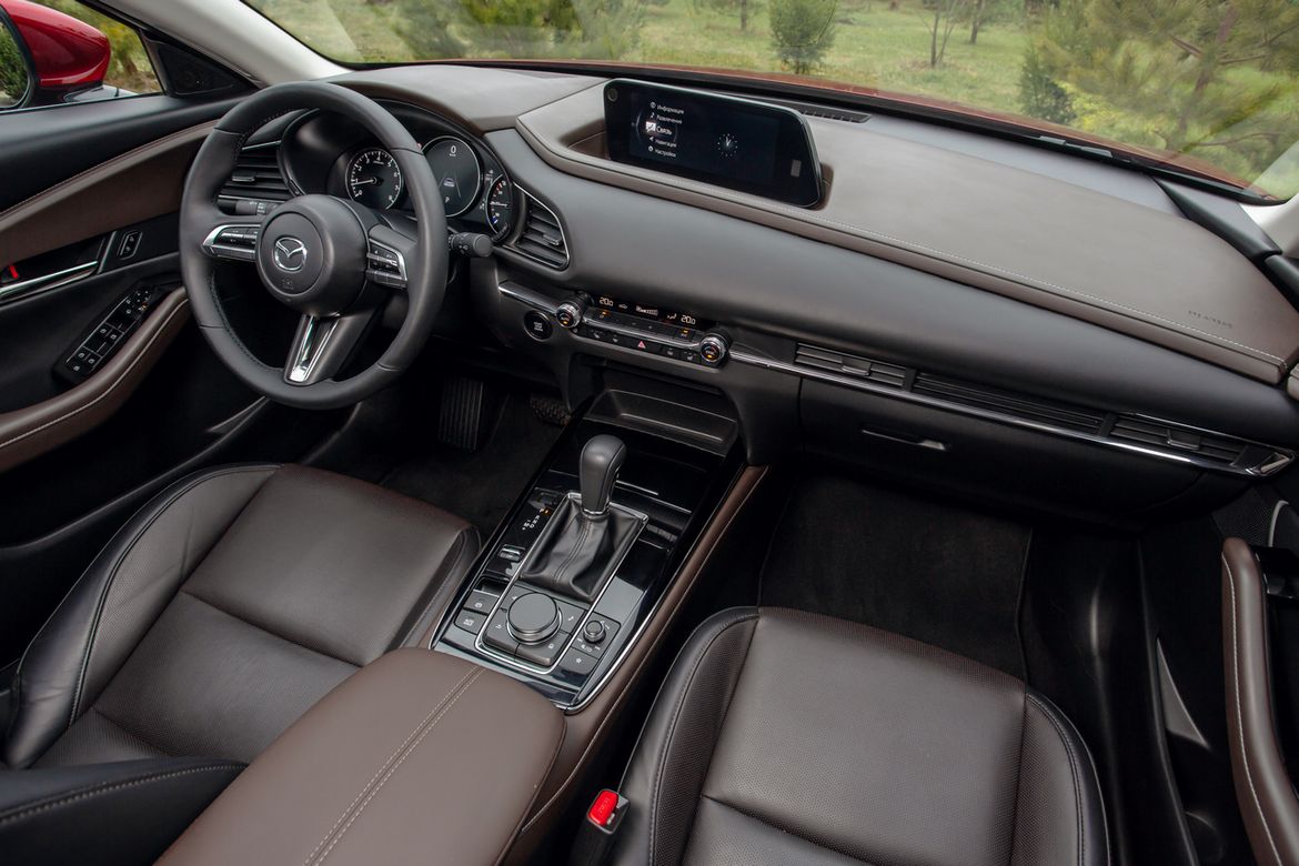 В Москве состоялась российская премьера нового кроссовера Mazda CX-30
