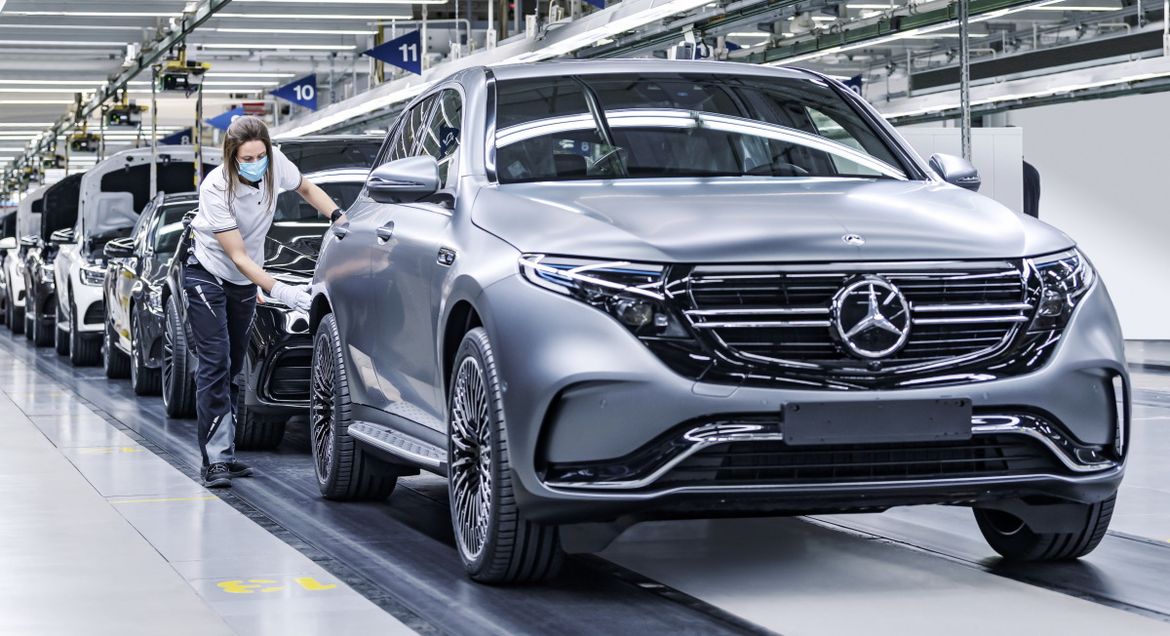 Mercedes поделился планами по выпуску новых электромобилей