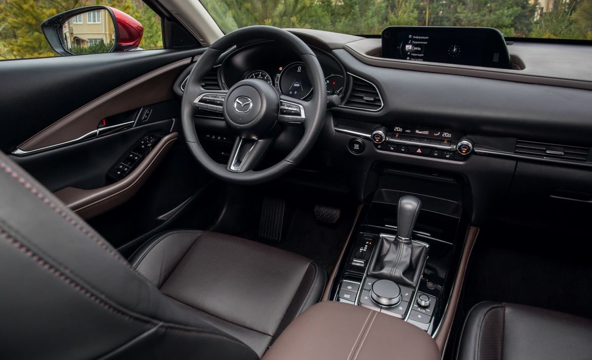Mazda «оценила» в рублях новый CX-30