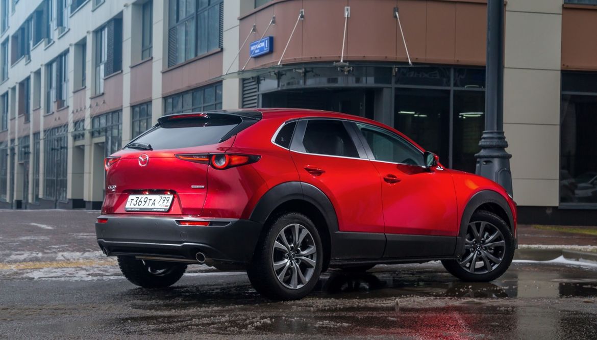 Mazda «оценила» в рублях новый CX-30