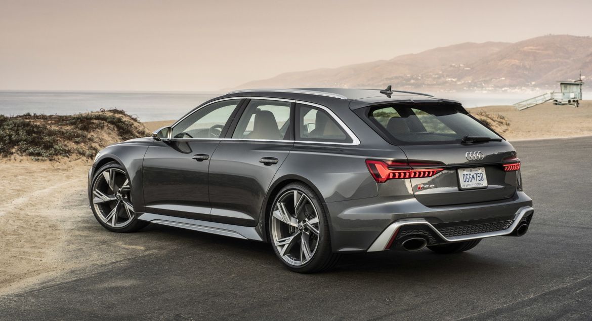 Три модели Audi семейства RS доступны для заказа в России
